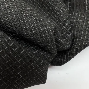 Torino Check – Laine Italienne Gris Noir à Carreaux <b class="prixprod"><br>35€/m</b> – Image 4