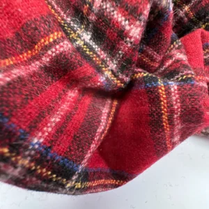 Highland Eilean Red – Laine tartan <b class="prixprod"><br>40 €/m</b> – Image 4