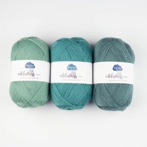 pelote de laine Kremke Edelweiss Classic 4ply Deep Purple, profond naturel non superwash en laine et polyamide recyclé