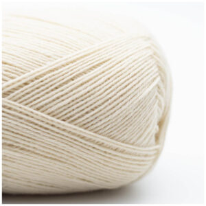 pelote de laine Kremke Edelweiss Classic 4ply Nature, fil écru non teint en laine vierge et polyamide recyclé