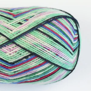 Pelote de laine Arne & Carlos Socks & More 4ply Frost Night Color, fil à chaussettes auto-rayant vert menthe rose bleu écru framboise et anthracite, chez Atelier Léonie