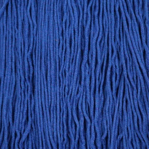 Pelote de laine Gepard CottonWool 5 Organic 744 Cobalt Blue, fil aran bleu cobalt en coton biologique et mérinos extrafine, chez Atelier Léonie