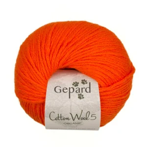 Pelote de laine Gepard CottonWool 5 Organic 218 Sun Kiss, fil aran orange en coton biologique et mérinos extrafine, chez Atelier Léonie