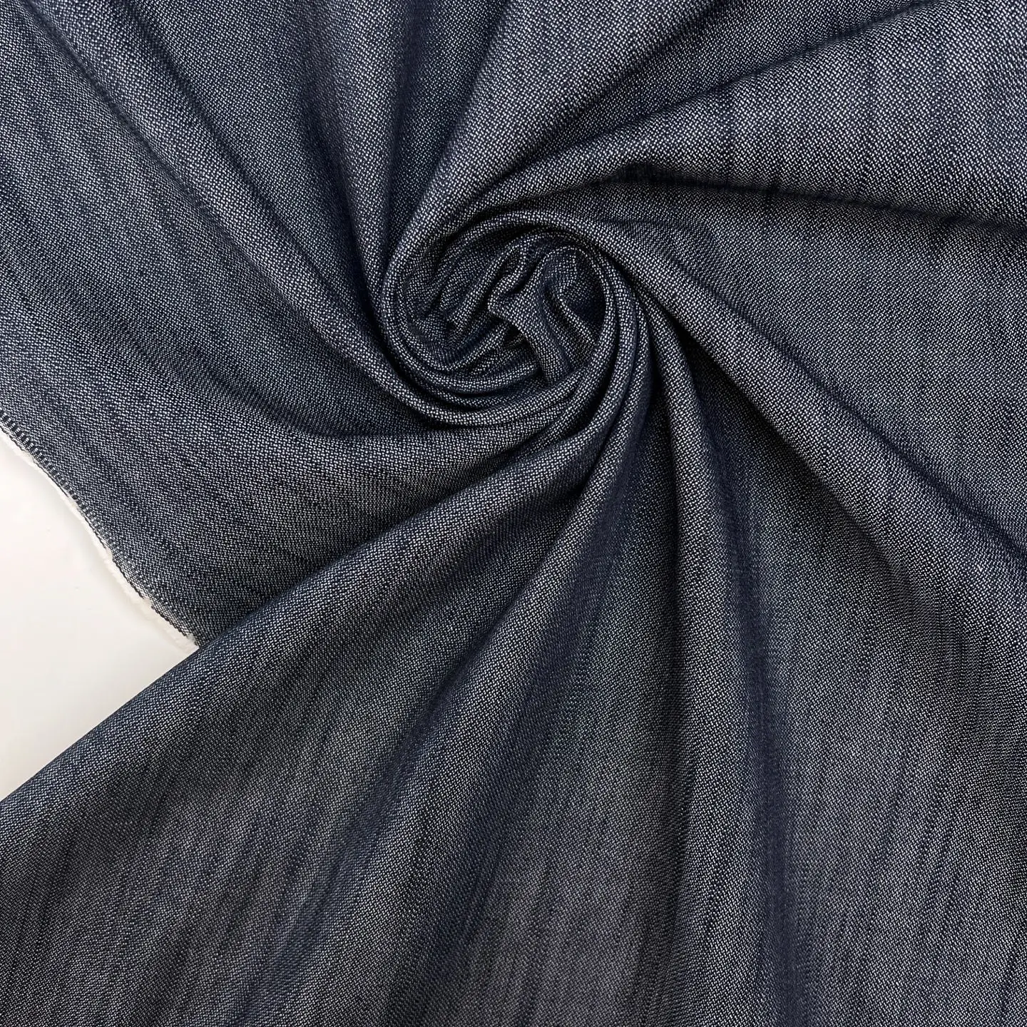 denim bleu en coton 2430000036224 atelier leonie 01