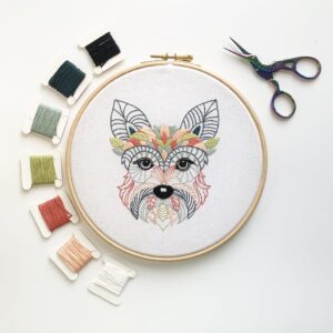 kit broderie modern dog cinnamon stitching atelier leonie 01